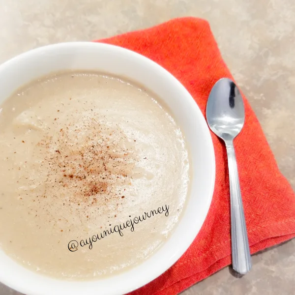 Banana Oatmeal Porridge ready to eat.