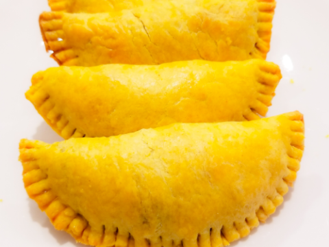 Spicy Jamaican Beef Patty Recipe A Younique Journey,How Big Is A Queen Size Bed Frame